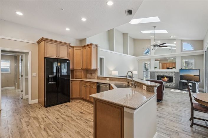 Image No.8-Maison de 4 chambres à vendre à Saint John