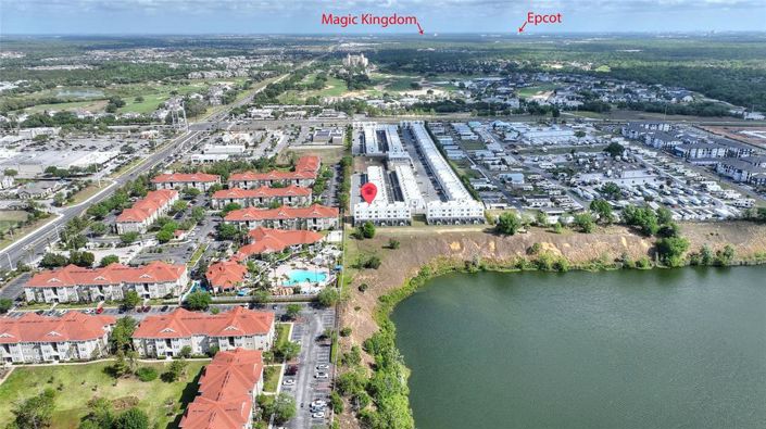 Image No.58-6 Bed Townhouse for sale