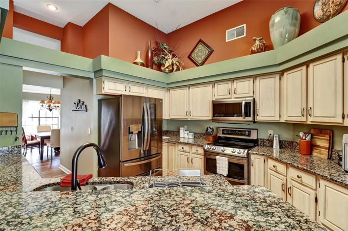 Image No.17-4 Bed House for sale