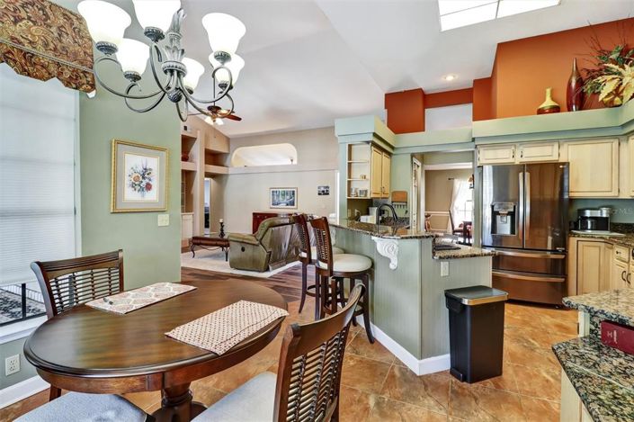 Image No.20-4 Bed House for sale