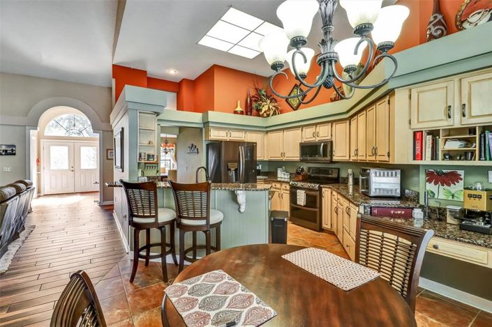 Image No.21-4 Bed House for sale