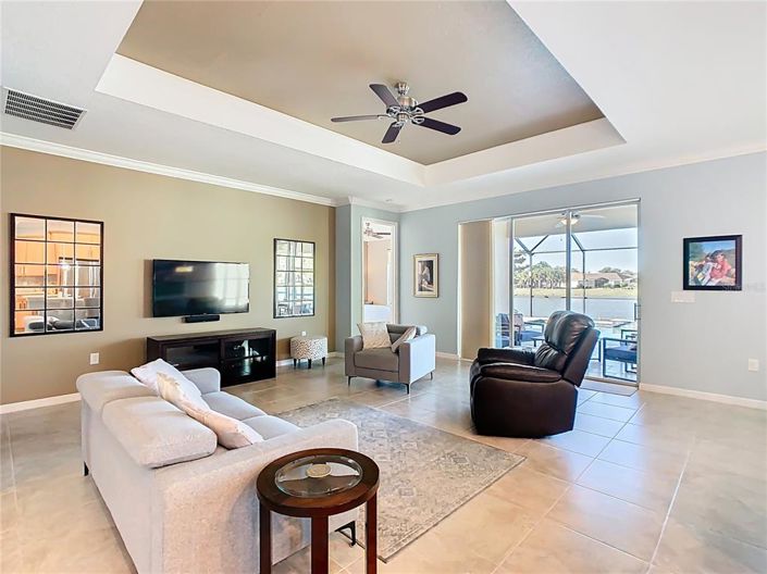 Image No.11-2 Bed House for sale