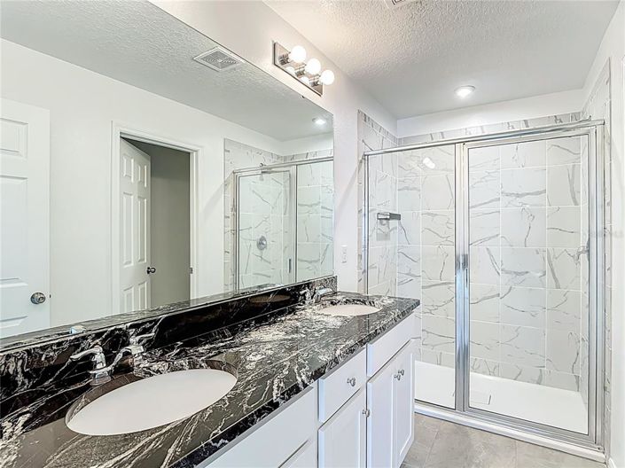 Image No.18-3 Bed Townhouse for sale