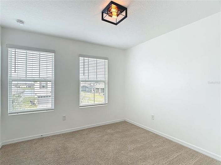 Image No.24-3 Bed Townhouse for sale