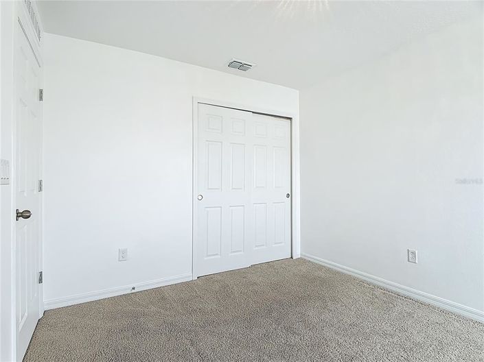 Image No.26-3 Bed Townhouse for sale