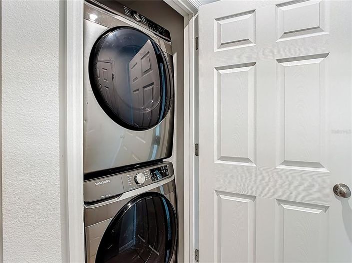 Image No.28-3 Bed Townhouse for sale