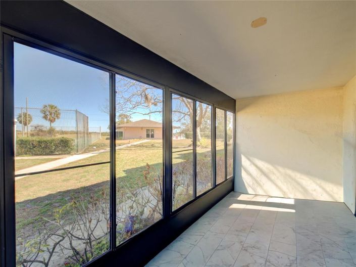 Image No.24-Appartement de 2 chambres à vendre à Saint John