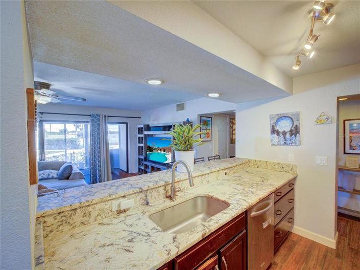 Image No.9-Appartement de 2 chambres à vendre à Saint John