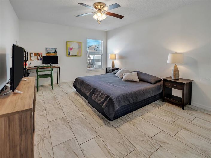 Image No.12-3 Bed House for sale