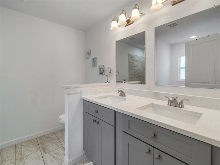 Image No.14-3 Bed House for sale