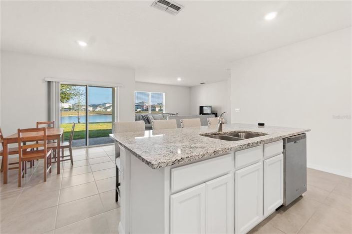 Image No.21-4 Bed House for sale