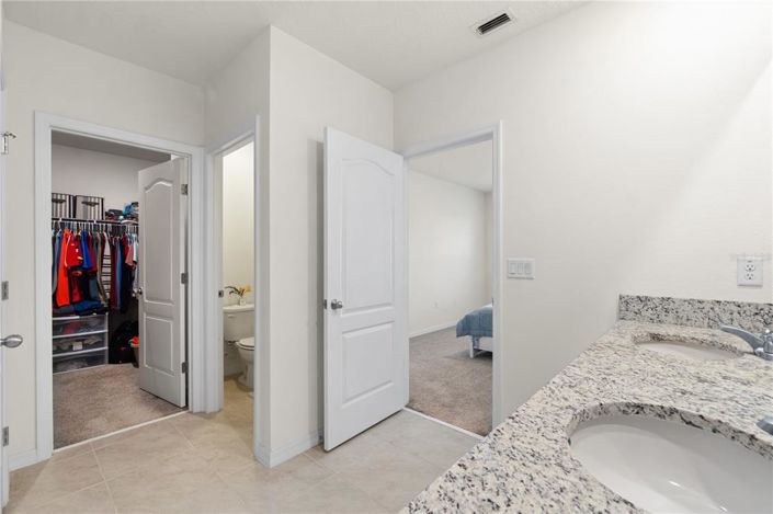 Image No.28-4 Bed House for sale