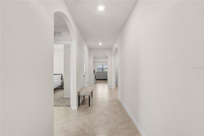 Image No.6-4 Bed House for sale