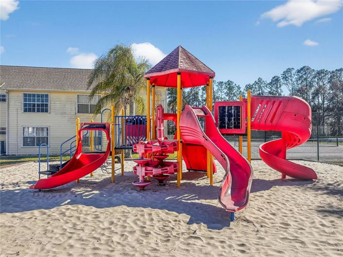 Image No.32-2 Bed Apartment for sale