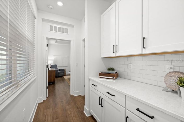 Image No.17-4 Bed House for sale