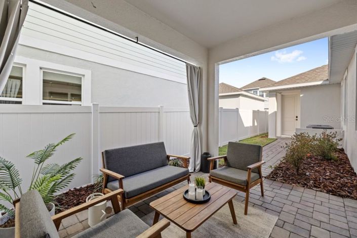 Image No.2-4 Bed House for sale