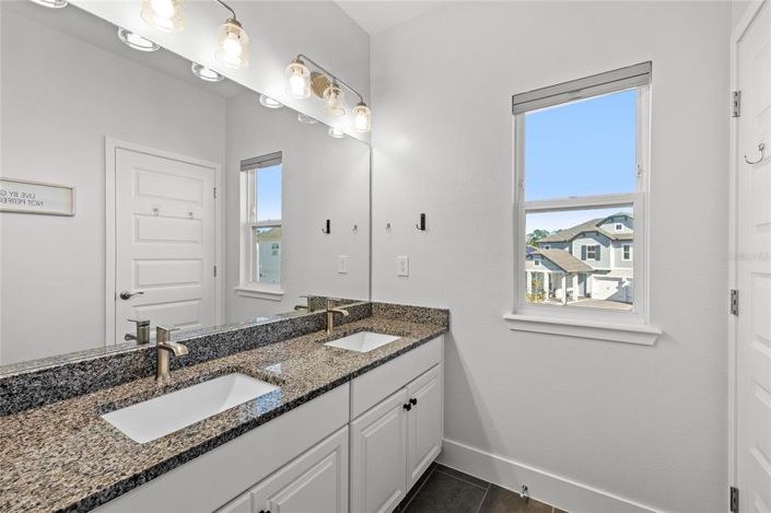 Image No.29-4 Bed House for sale