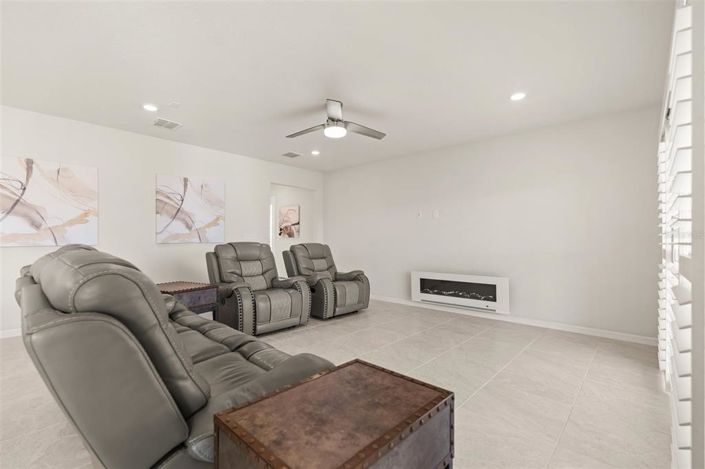 Image No.3-Maison de 5 chambres à vendre à Saint John