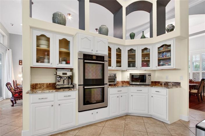 Image No.17-4 Bed House for sale