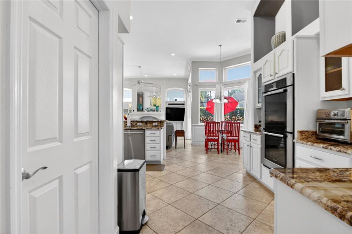 Image No.20-4 Bed House for sale