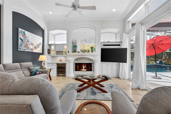 Image No.24-4 Bed House for sale