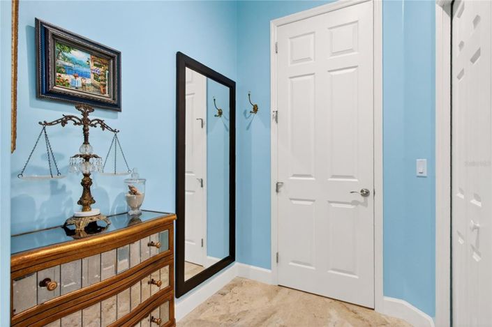 Image No.30-4 Bed House for sale