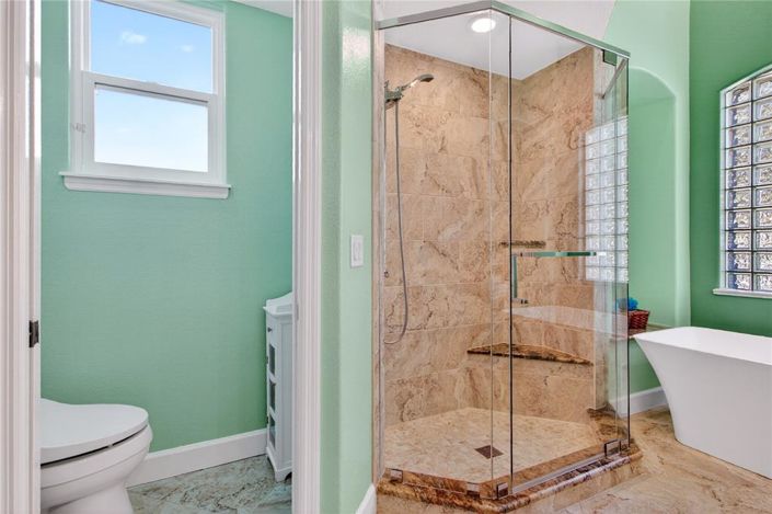 Image No.49-4 Bed House for sale