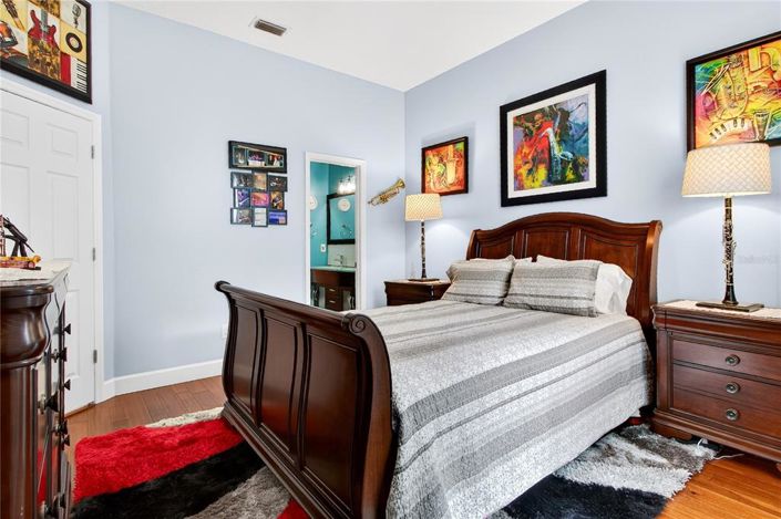 Image No.53-4 Bed House for sale