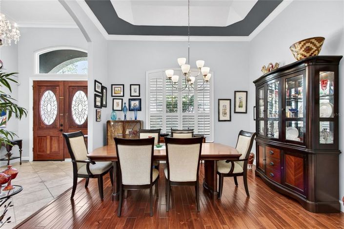 Image No.8-4 Bed House for sale