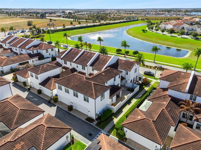 Image No.49-Maison de ville de 4 chambres à vendre à Saint John