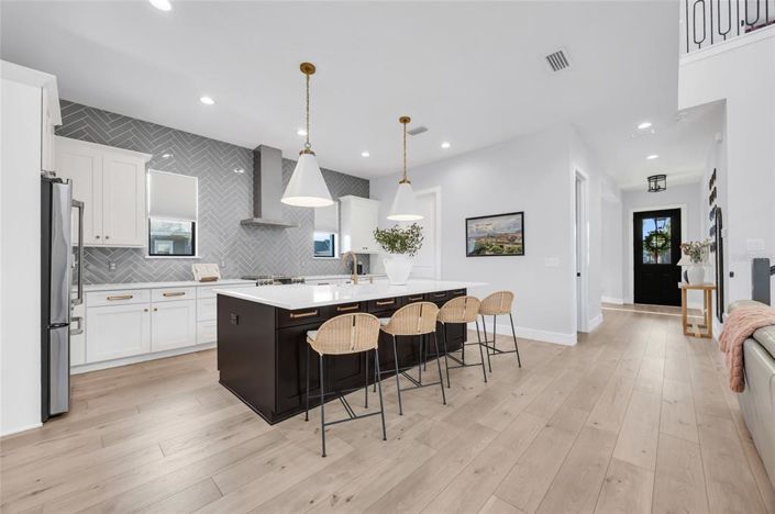 Image No.17-4 Bed House for sale