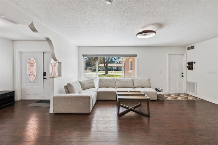 Image No.8-Maison de 4 chambres à vendre à Saint John