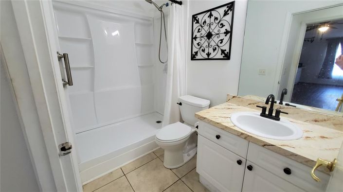 Image No.13-4 Bed Townhouse for sale