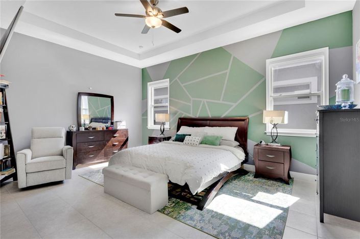 Image No.15-4 Bed House for sale