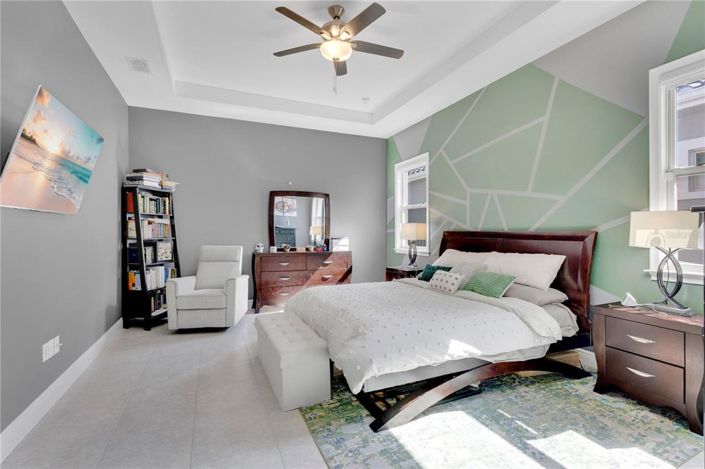 Image No.16-4 Bed House for sale