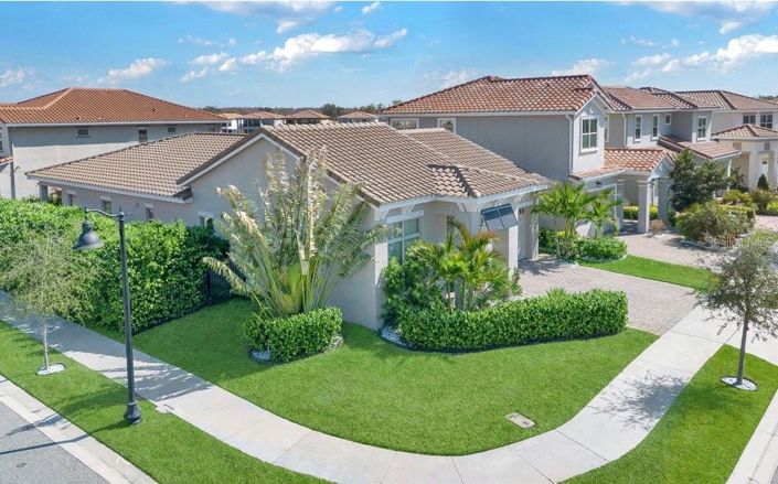 Image No.2-4 Bed House for sale