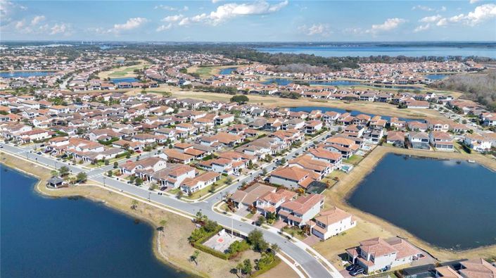 Image No.22-4 Bed House for sale