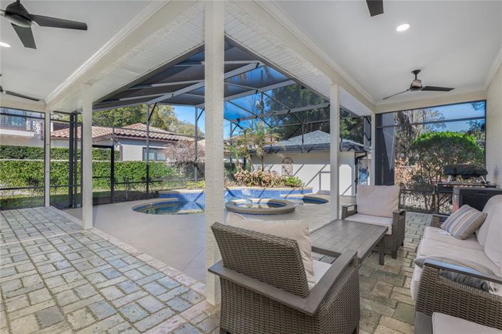 Image No.12-4 Bed House for sale