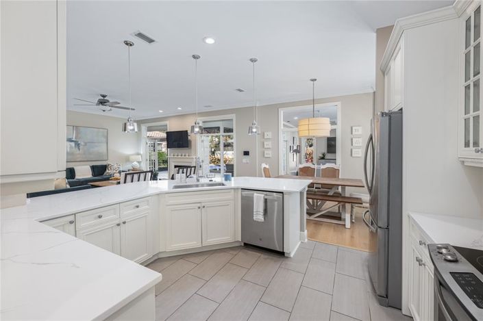 Image No.16-4 Bed House for sale