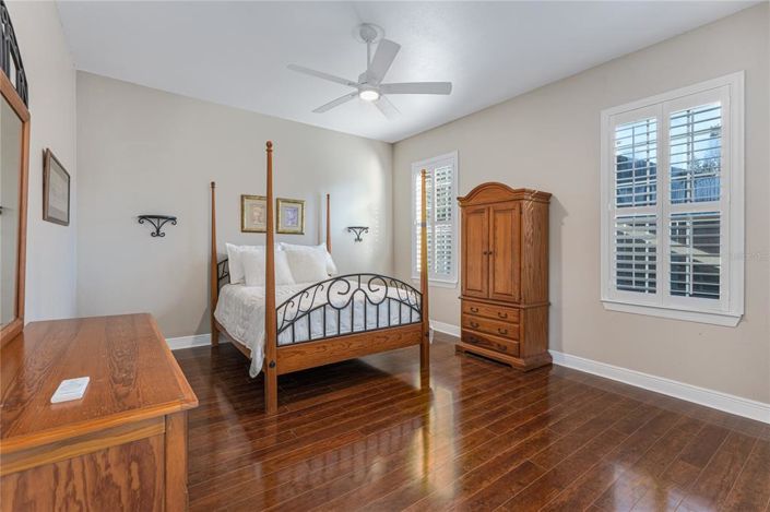 Image No.32-4 Bed House for sale