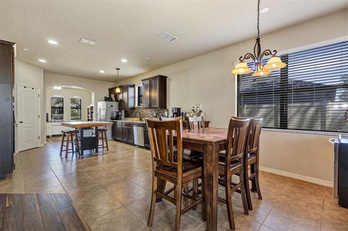 Image No.10-5 Bed House for sale