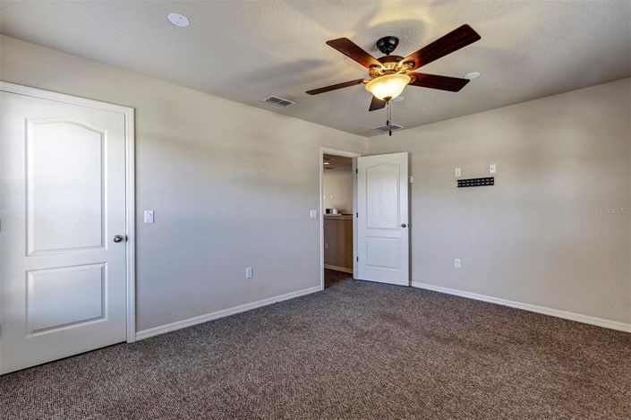 Image No.39-5 Bed House for sale