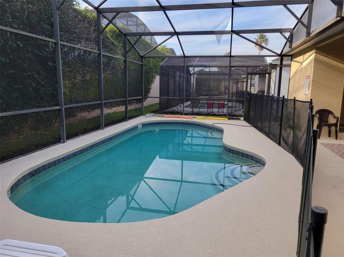 Image No.2-4 Bed House for sale