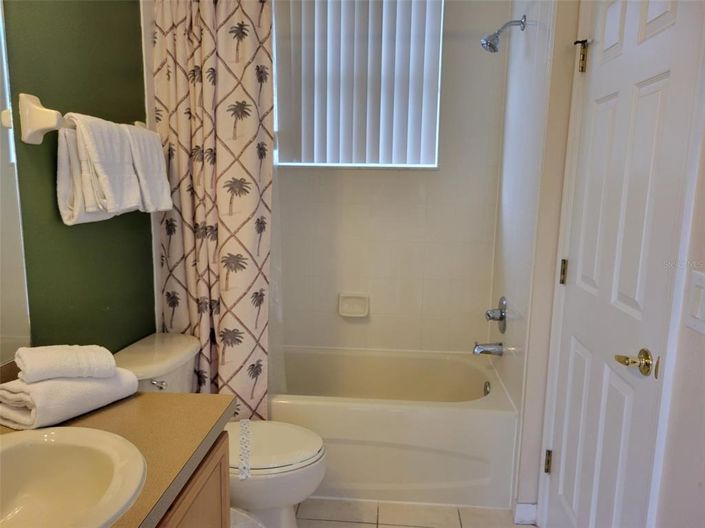 Image No.22-4 Bed House for sale