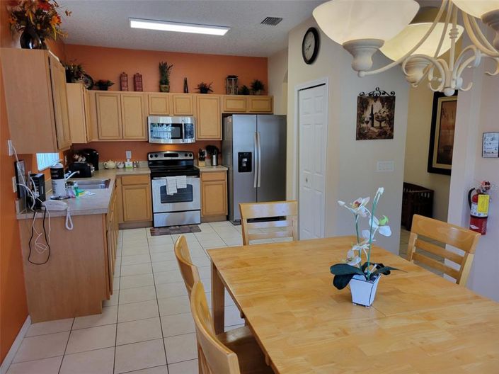 Image No.9-4 Bed House for sale