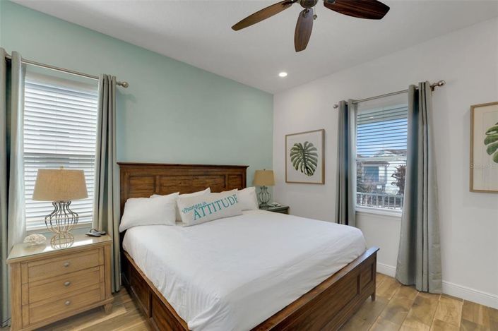 Image No.17-3 Bed House for sale