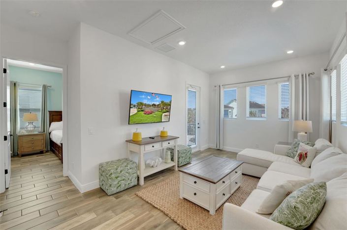 Image No.18-3 Bed House for sale