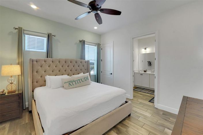 Image No.24-3 Bed House for sale