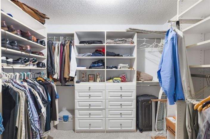 Image No.44-5 Bed House for sale