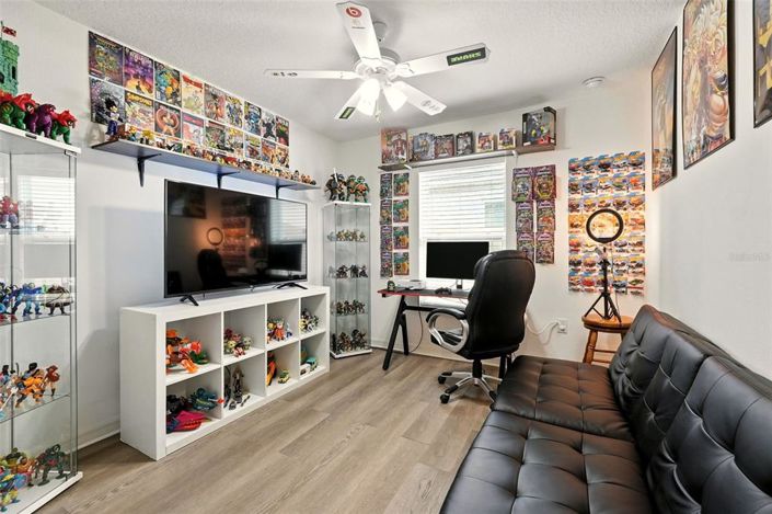 Image No.29-4 Bed House for sale